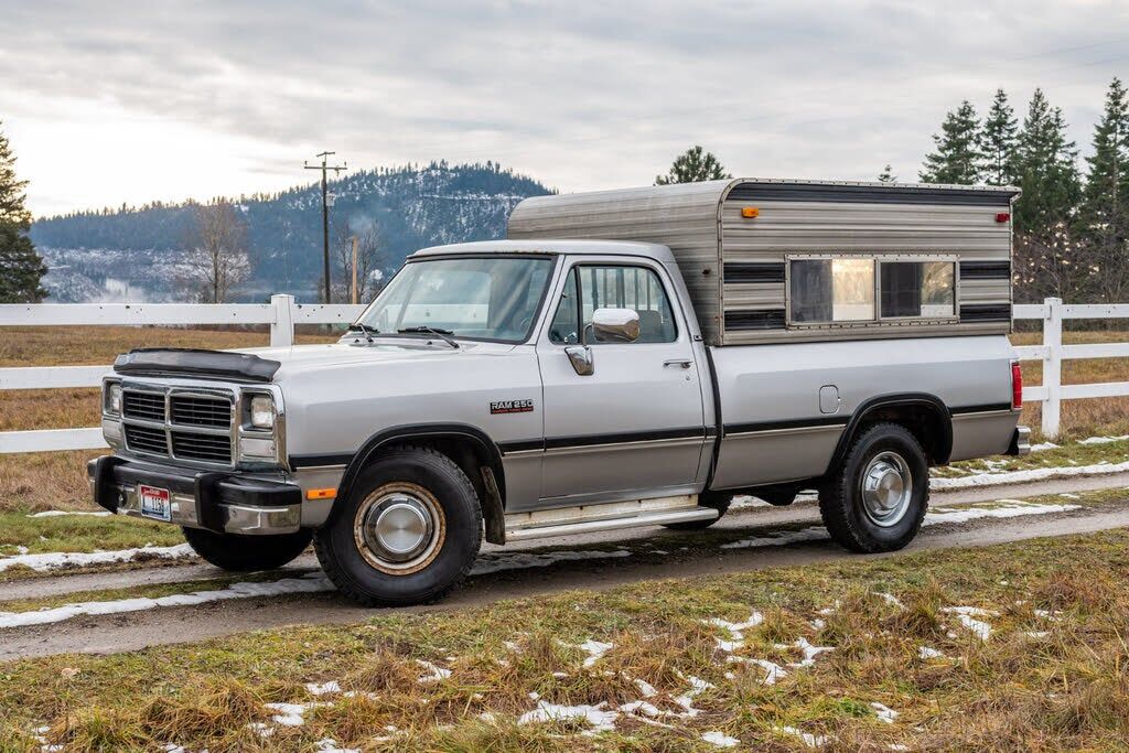 Dodge D-Series