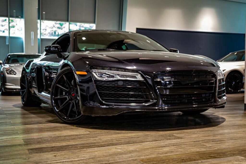 Audi R8