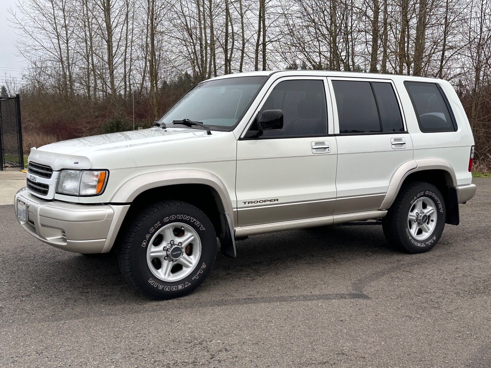 Isuzu Trooper