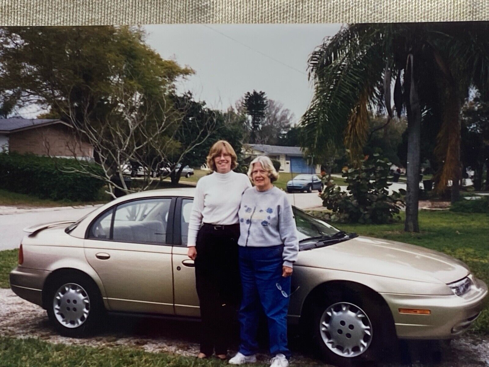 Saturn SL2