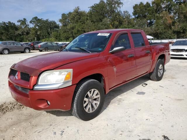Mitsubishi Raider