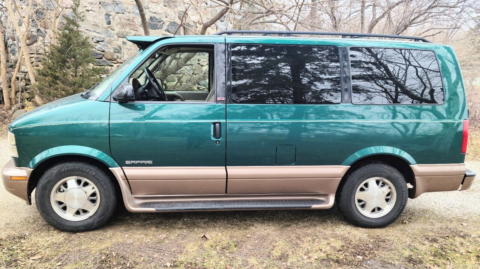 GMC Safari