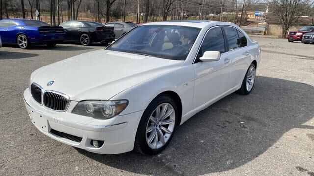 BMW 750i