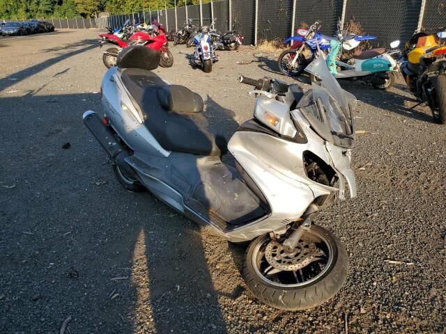 Suzuki AN650