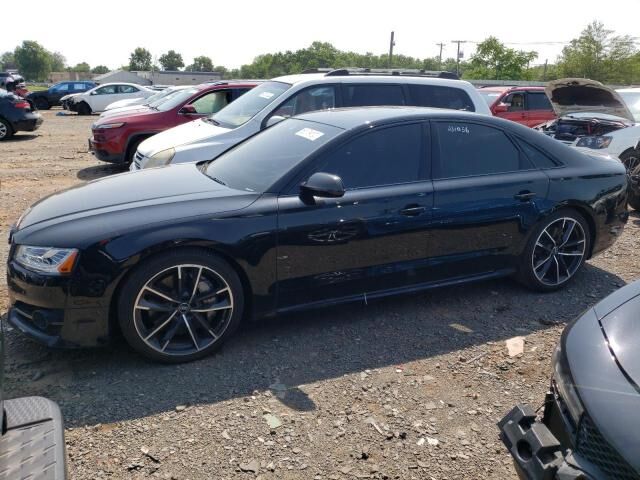 Audi S8