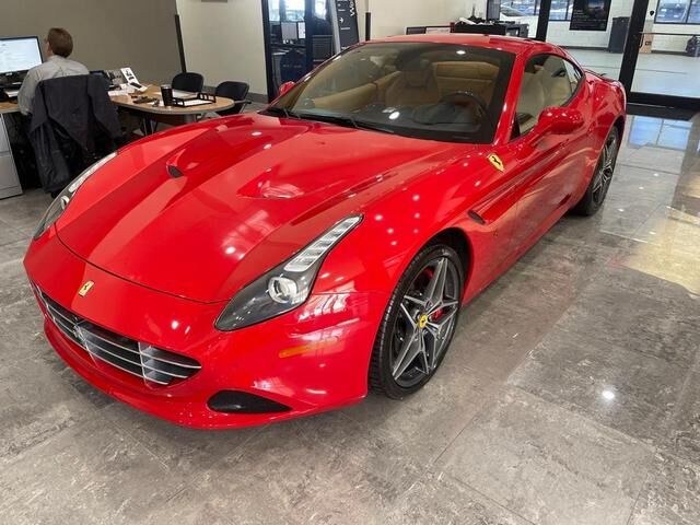 Ferrari California T