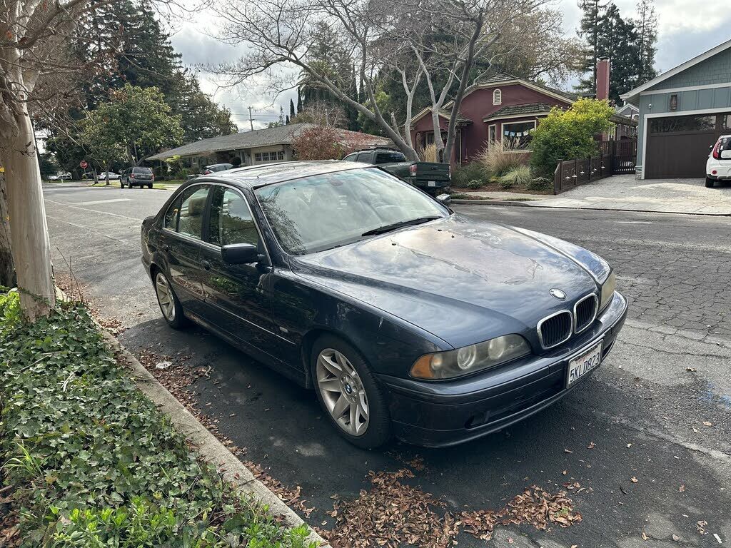 BMW 525i
