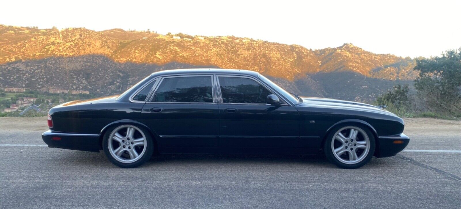 Jaguar XJ8