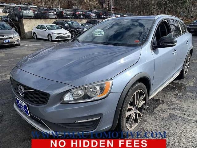Volvo V60CC