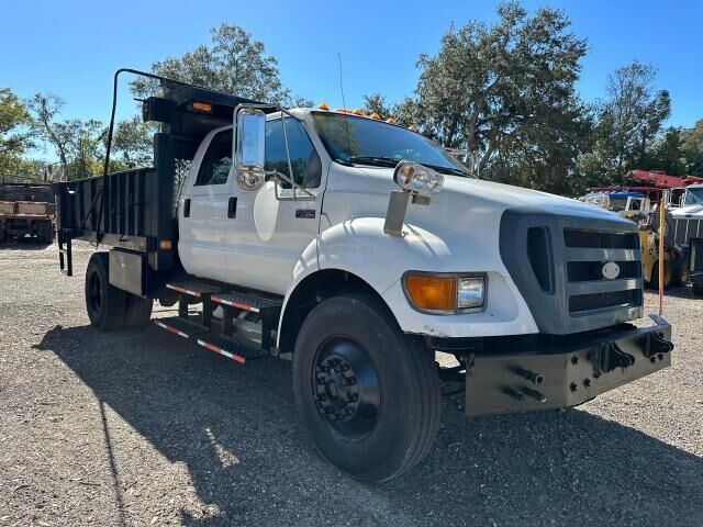Ford F-750