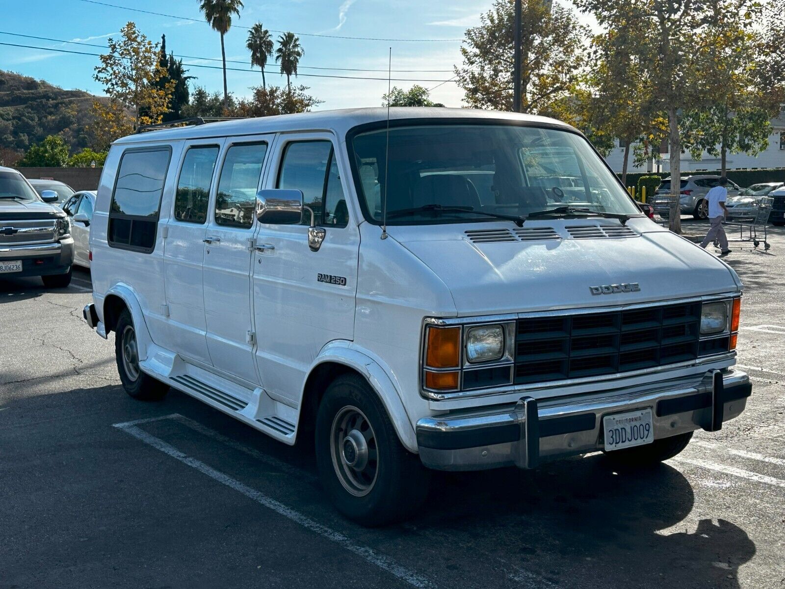 Dodge Ram Van