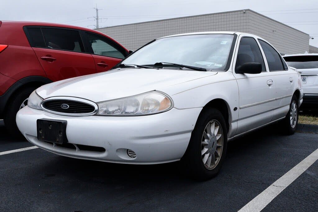 Ford Contour