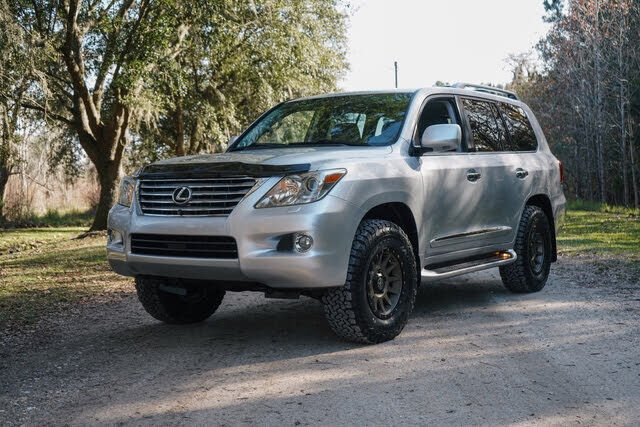 Lexus LX