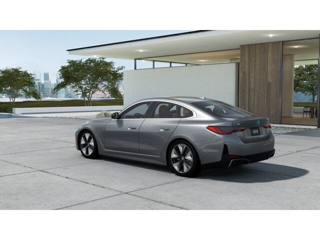 2024 BMW i4