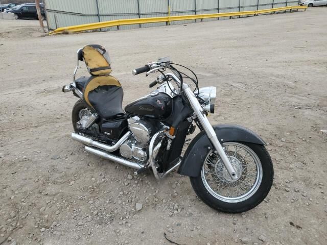 Honda VT750 (Shadow Aero)