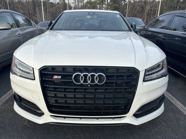 Audi S8