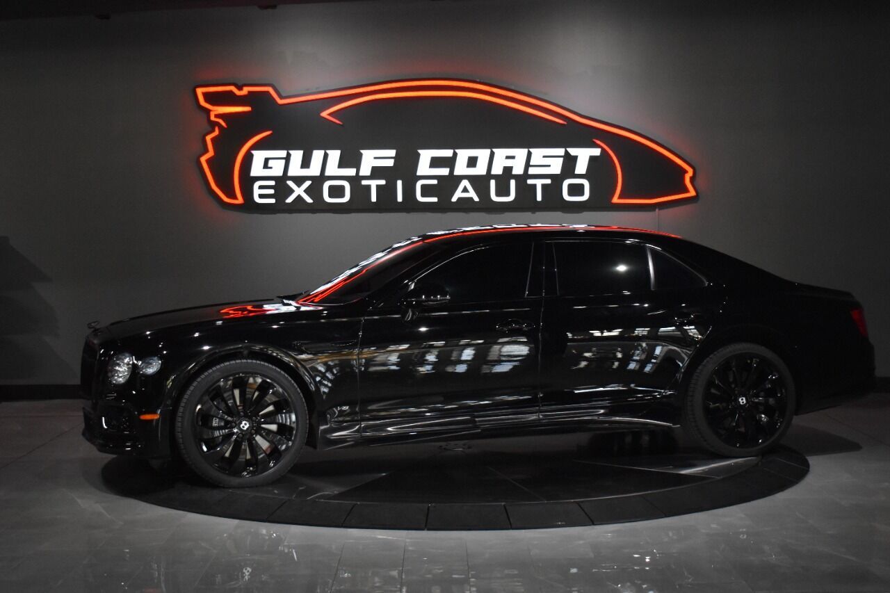 2022 BENTLEY Flying Spur