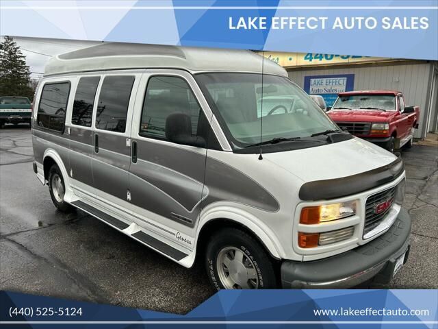 GMC Savana