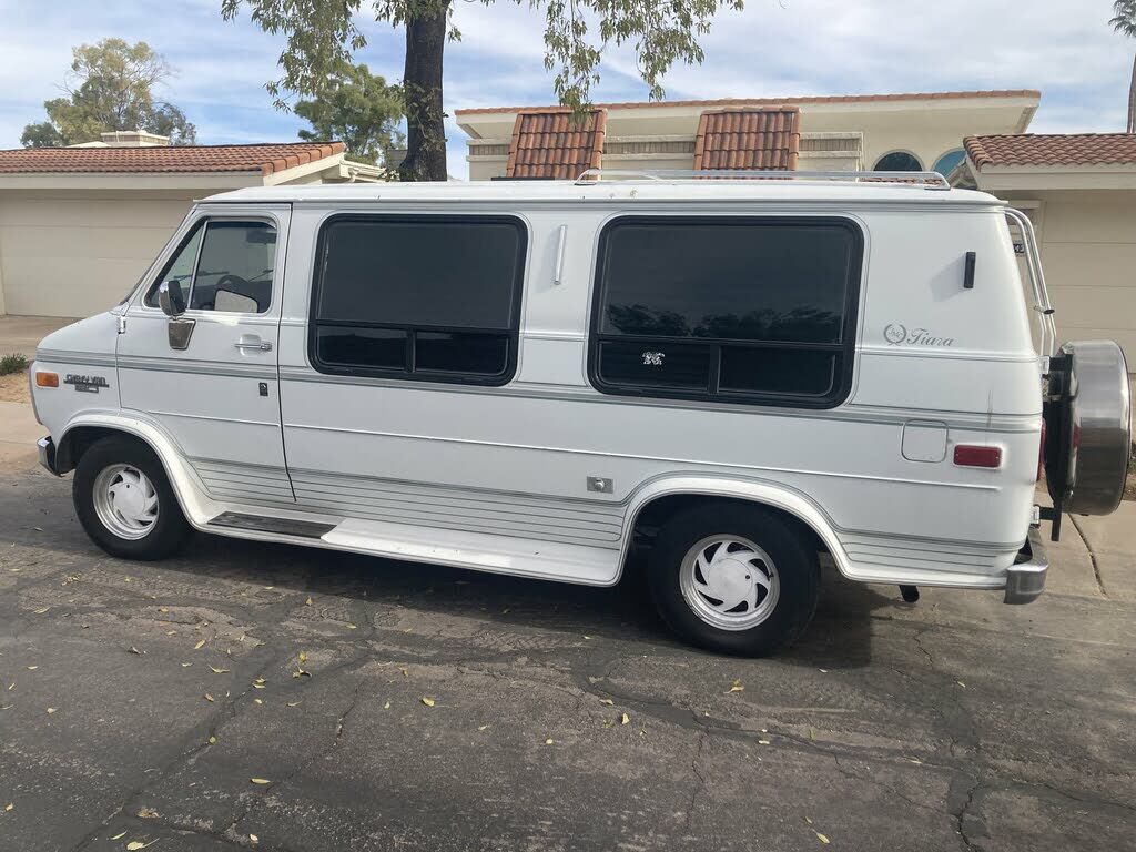 Chevrolet G-Series