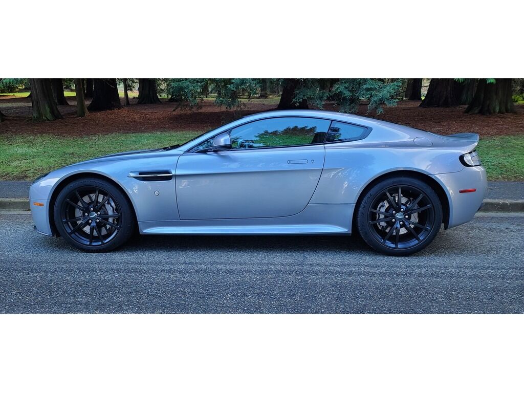 Aston Martin V8 Vantage