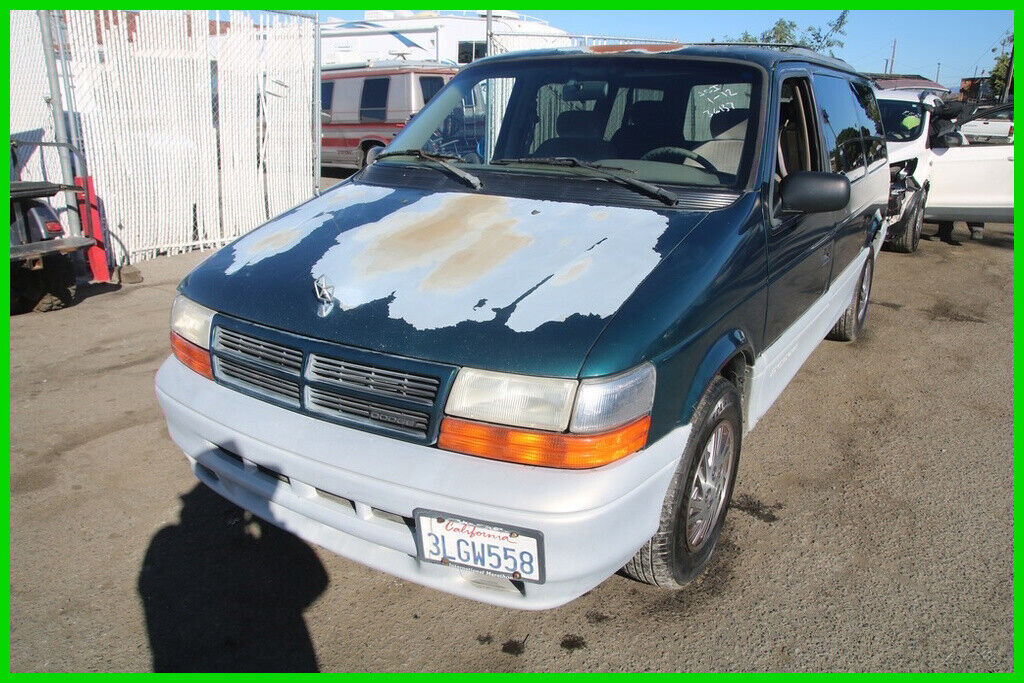 Dodge Caravan