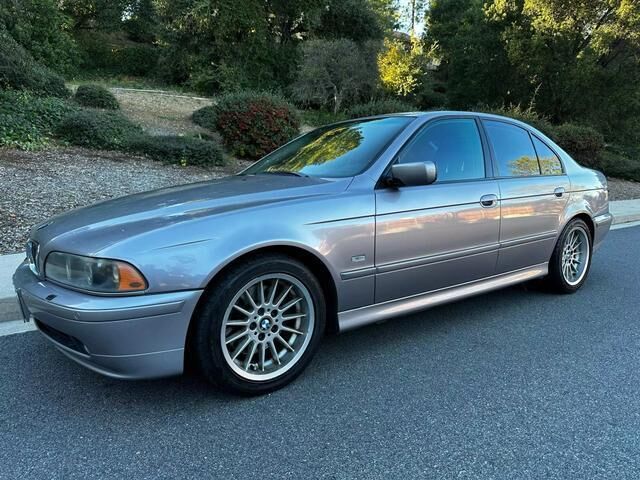 BMW 540i