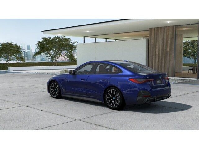 2024 BMW i4