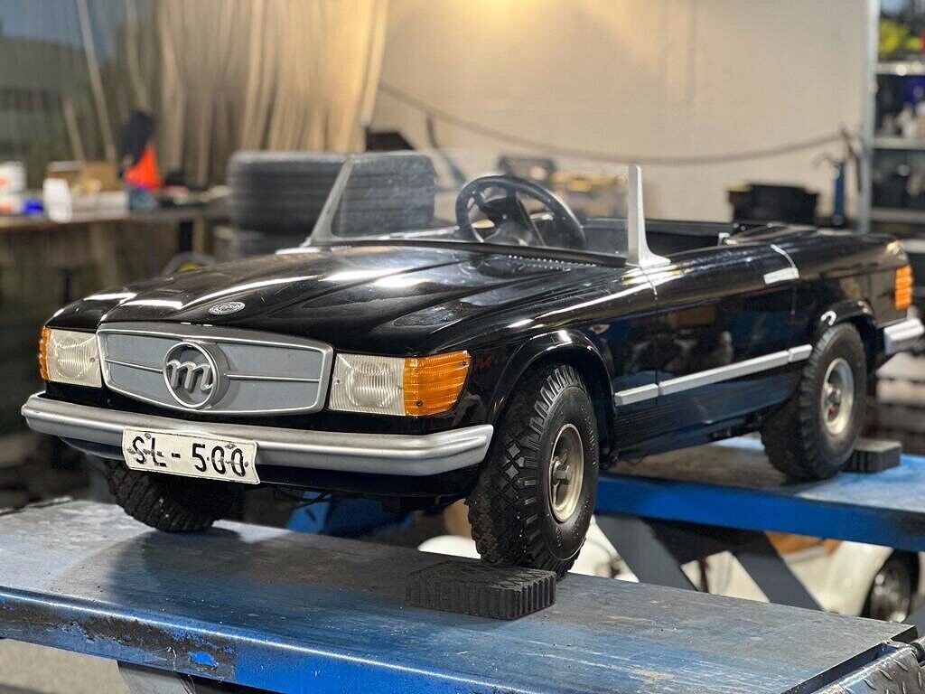 Mercedes-Benz SL-Class
