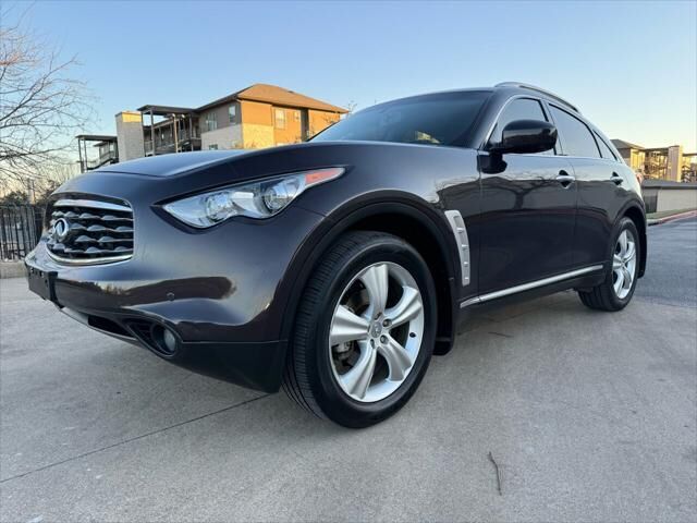 Infiniti FX35