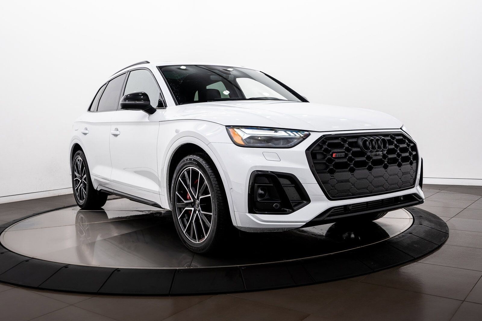 2024 Audi SQ5
