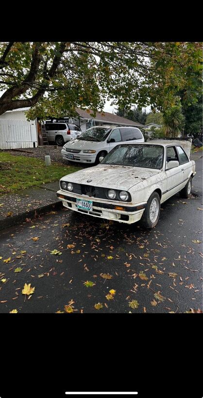 BMW 318iS