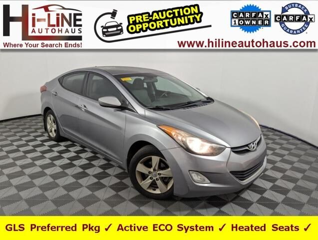 2013 HYUNDAI Elantra