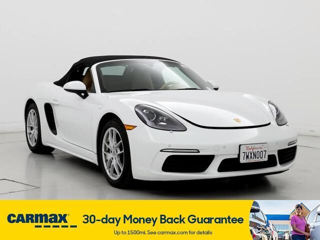 PORSCHE