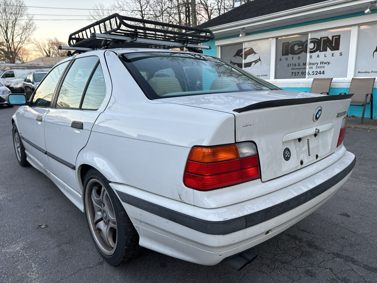 BMW 328i