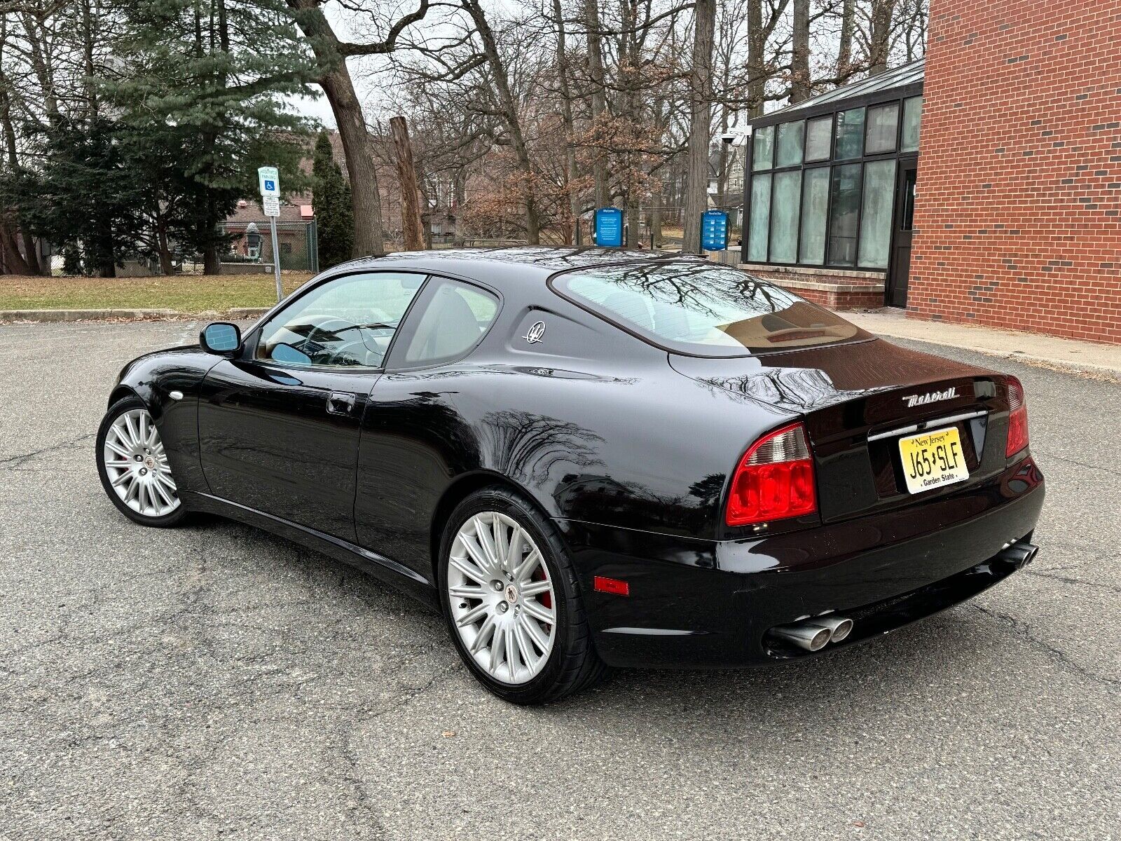 Maserati Coupe