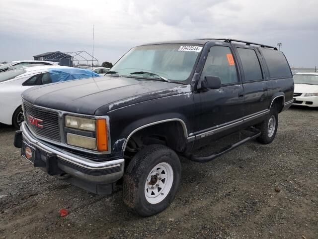 GMC Suburban