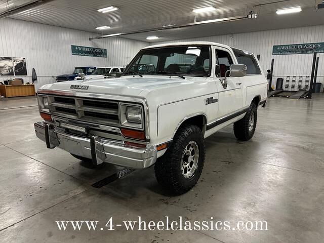 Dodge Ramcharger