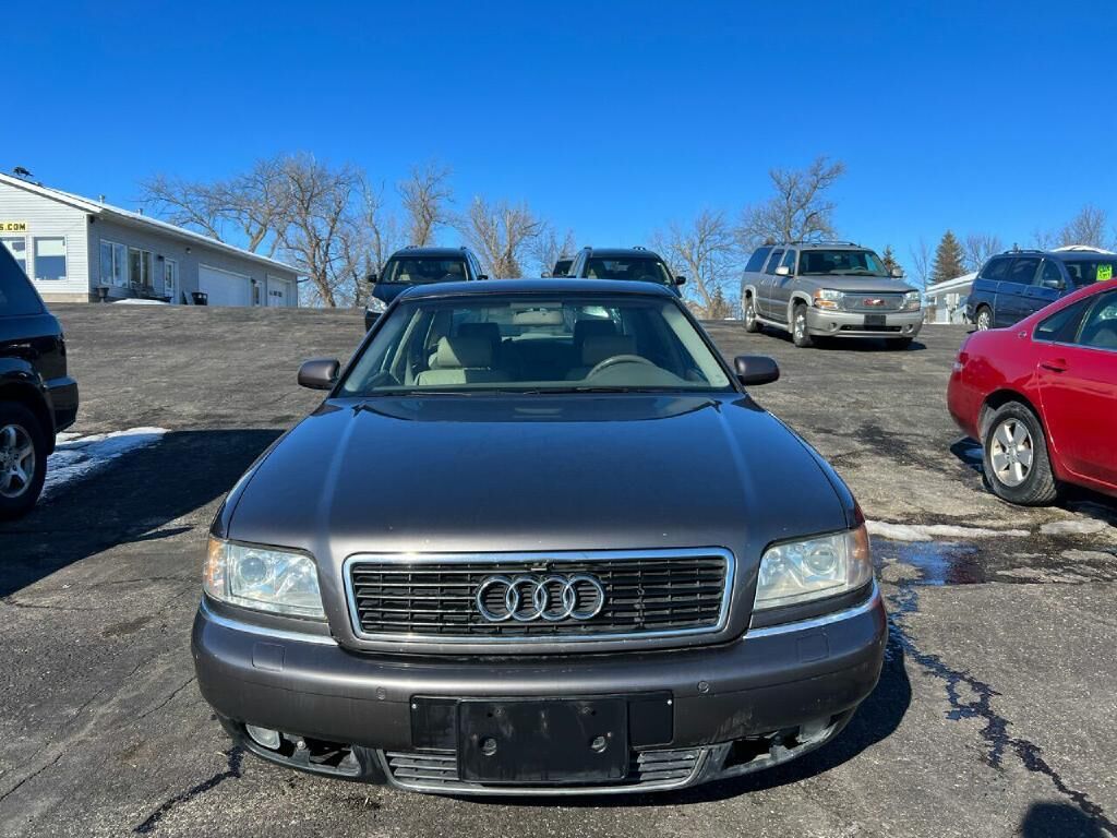 Audi A8