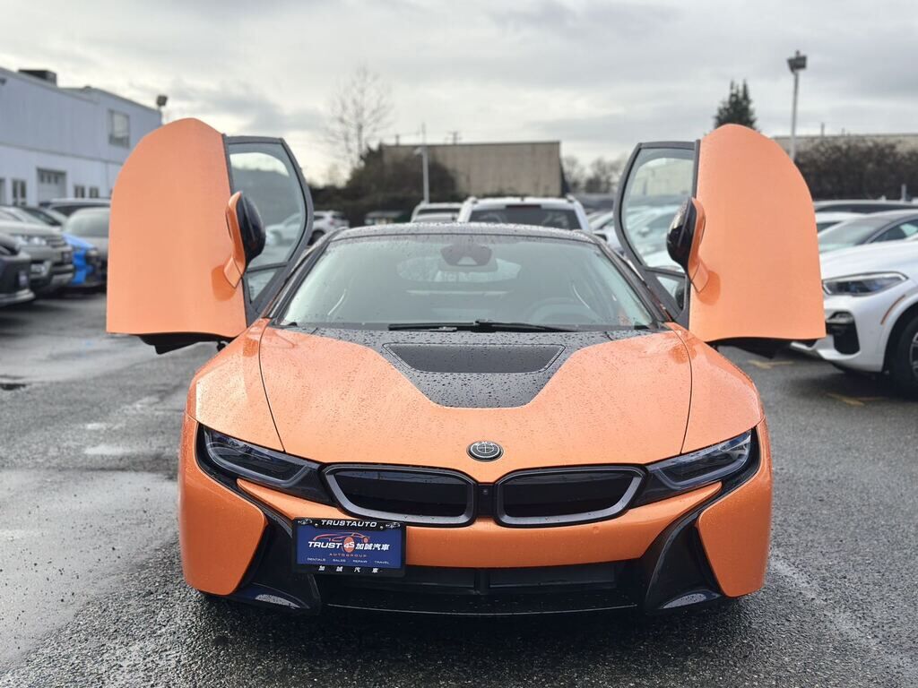 BMW i8