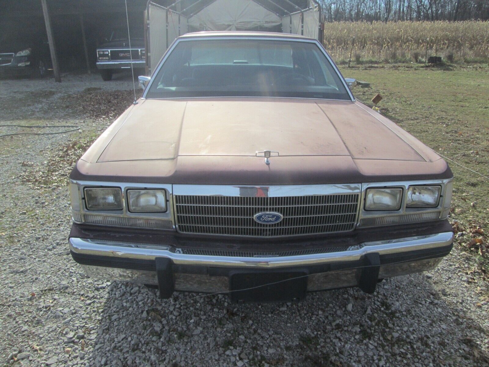 Ford Crown Victoria