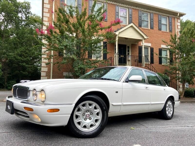 Jaguar XJ8