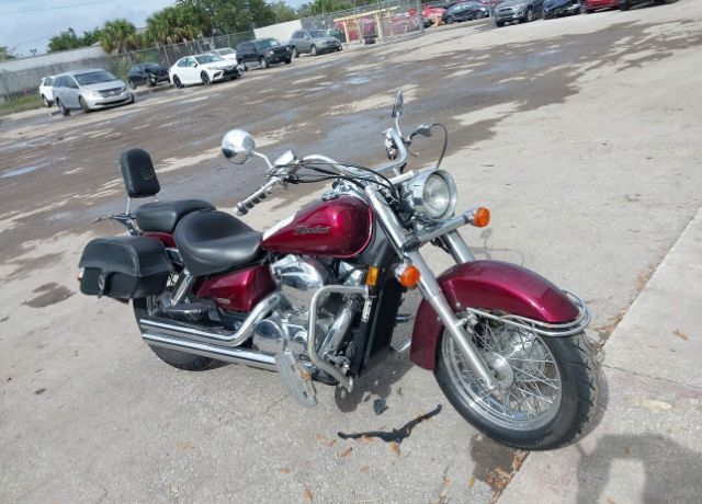Honda VT750 (Shadow Aero)