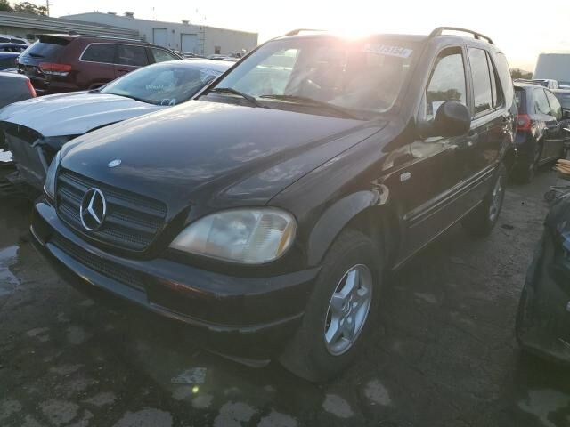 2000 MERCEDES-BENZ M-Class