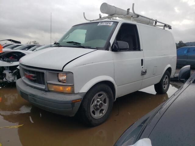 GMC Safari
