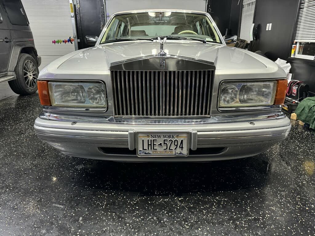 Rolls-Royce Silver Spur