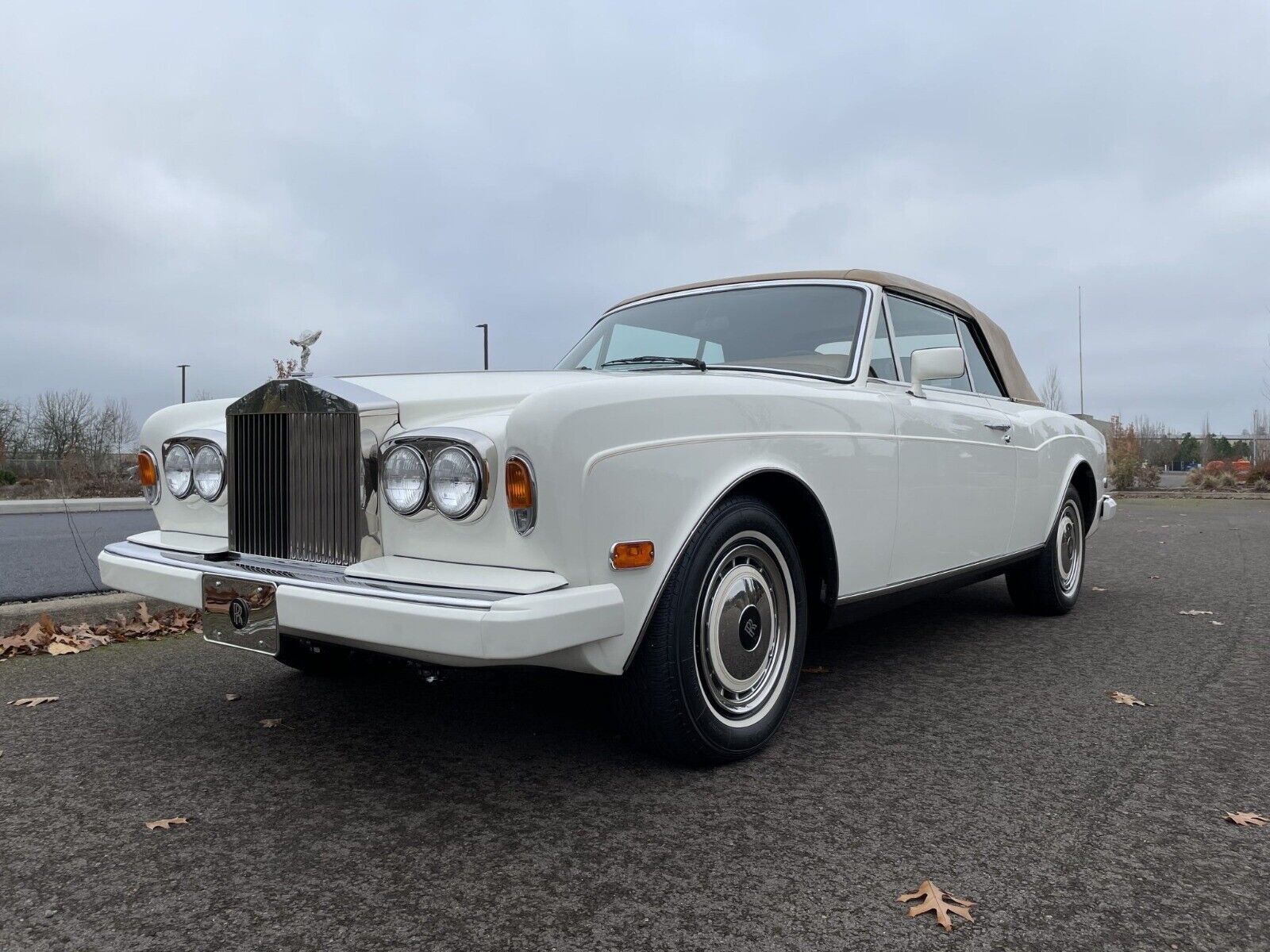 Rolls-Royce Corniche