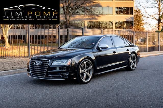 Audi S8