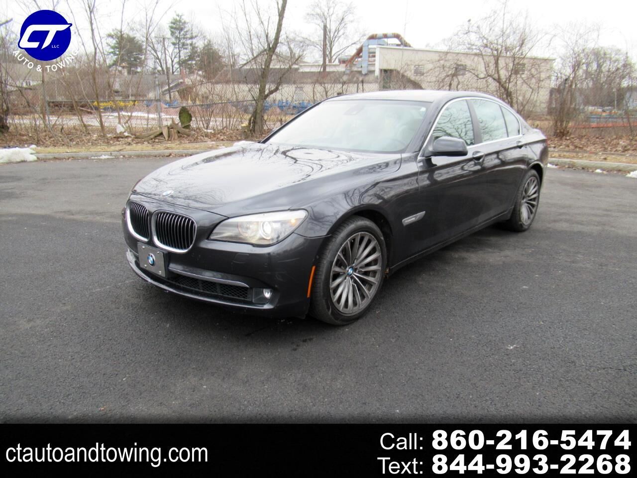 BMW 740i