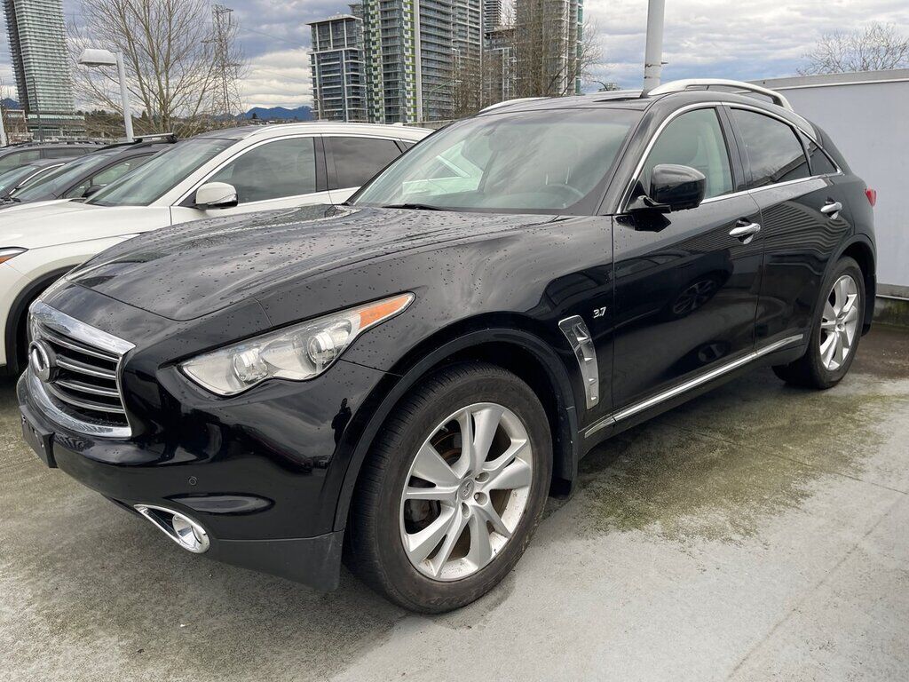 Infiniti QX70