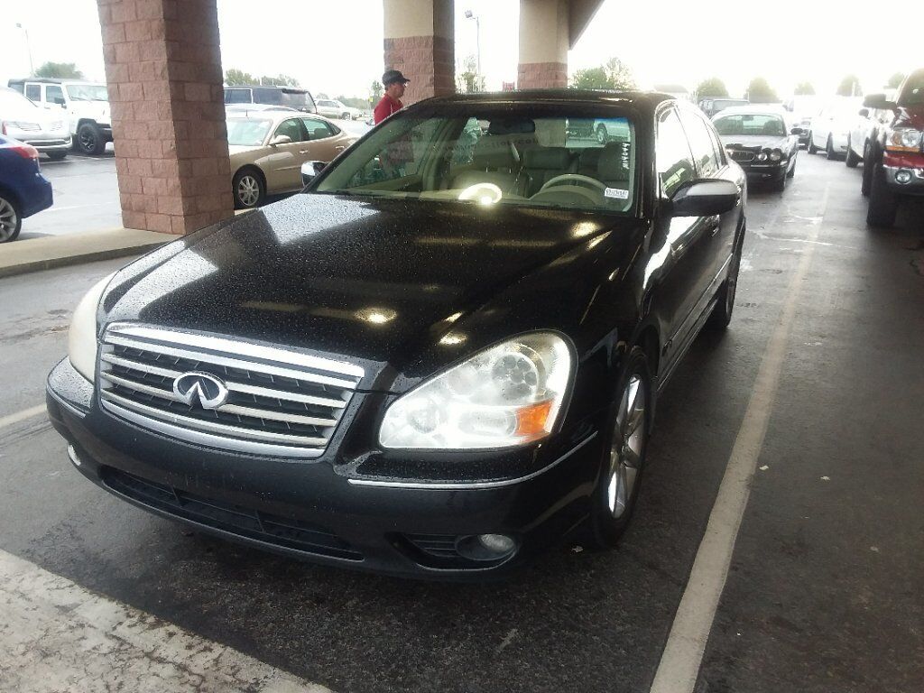 Infiniti Q45